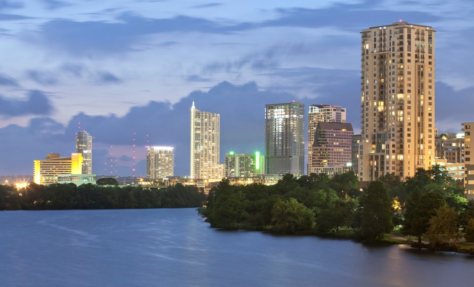 Windsor on the Lake Apartments Austin
